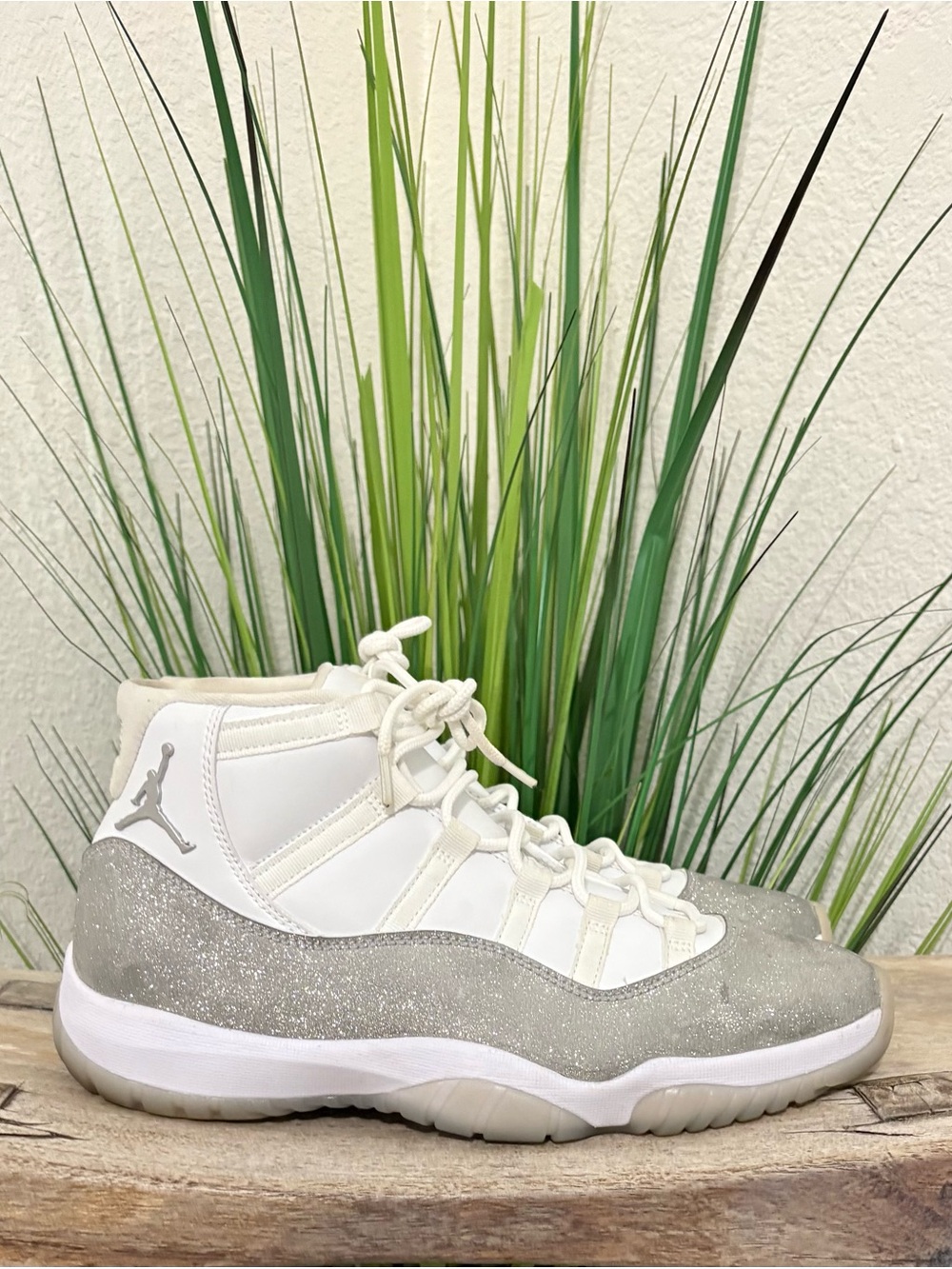Jordan 11 White Metallic Basketball Sneakers